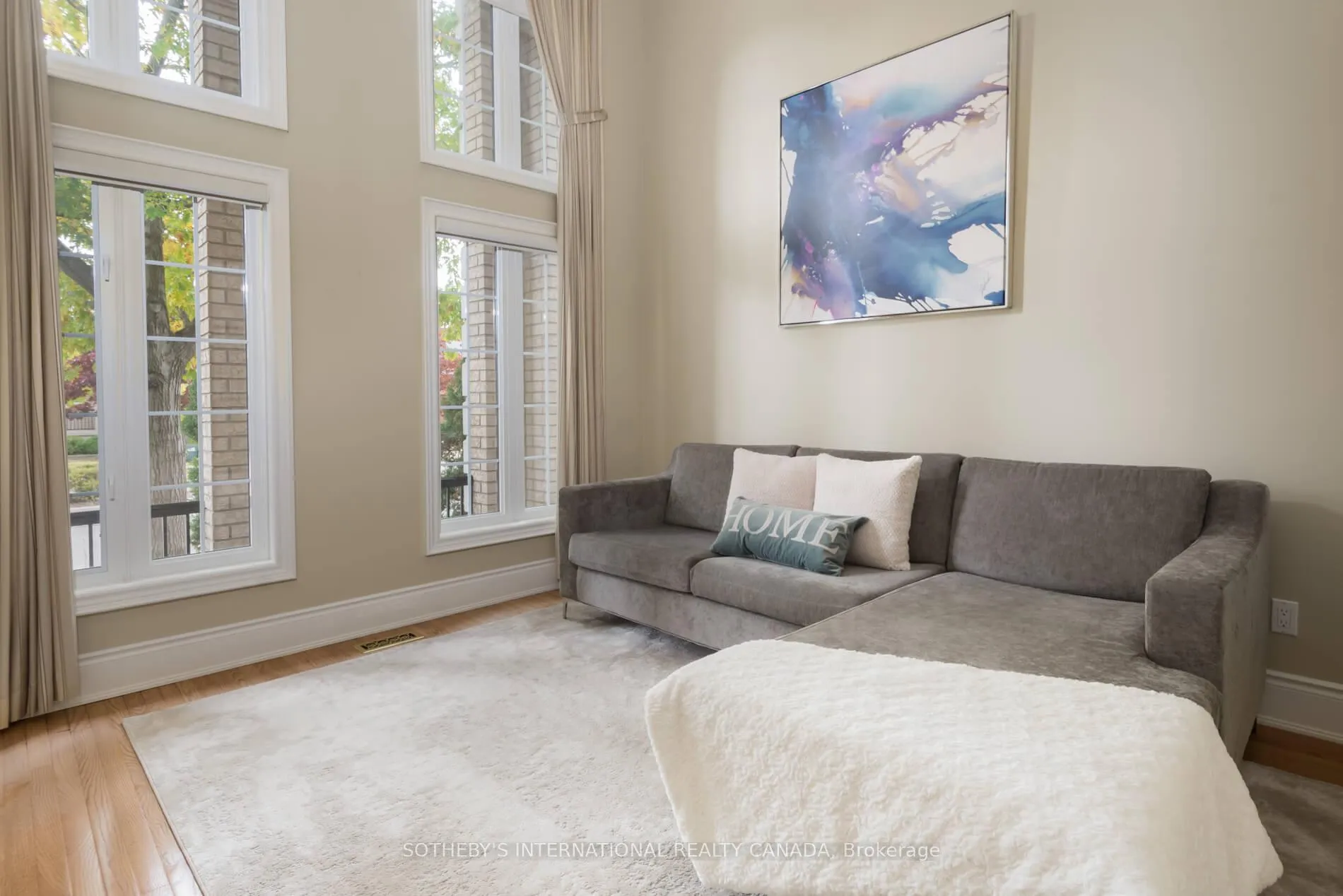 Photo 6 of 16 Saint Clare Boulevard, Vaughan, Vellore Village — HOMEH