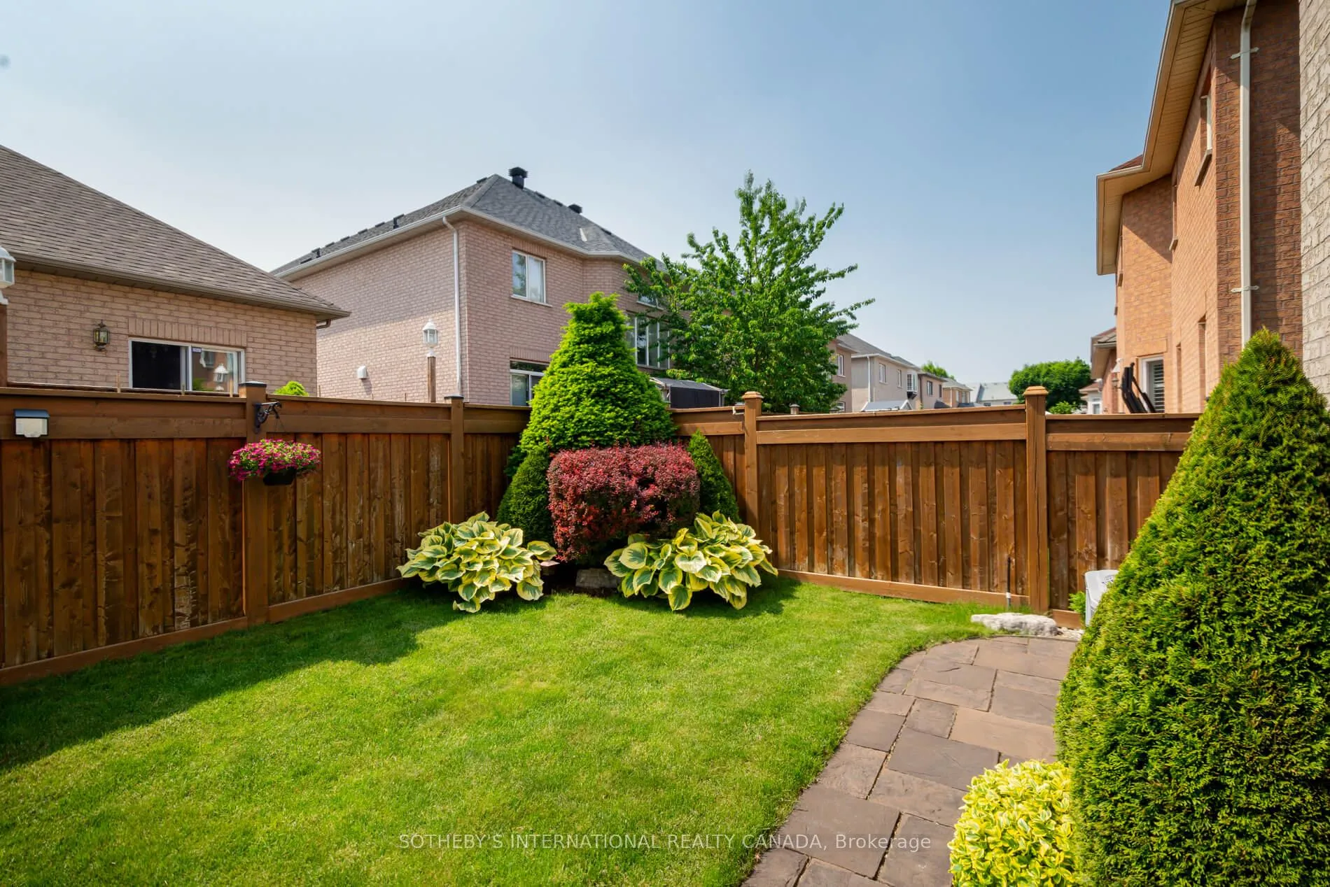 Photo 40 of 16 Saint Clare Boulevard, Vaughan, Vellore Village — HOMEH