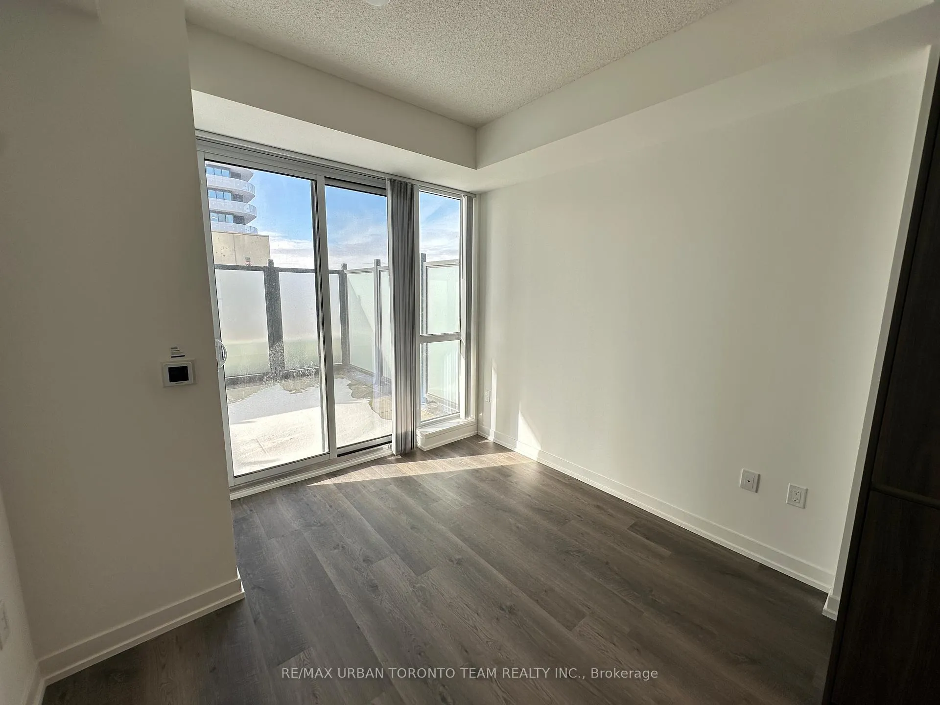 Photo 5 of Unit 501, 8 Interchange Way, Vaughan, Vaughan Corporate Centre — HOMEH