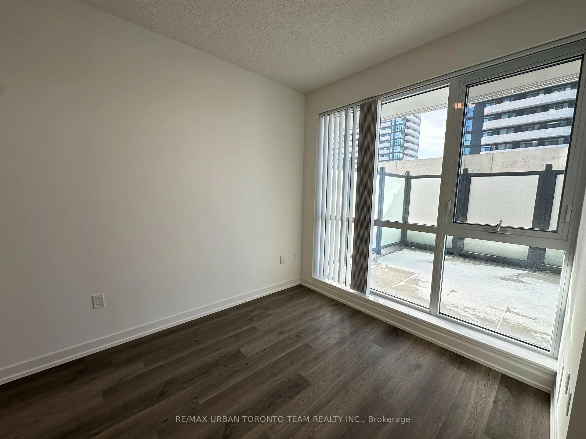 Photo 8 of Unit 501, 8 Interchange Way, Vaughan, Vaughan Corporate Centre — HOMEH