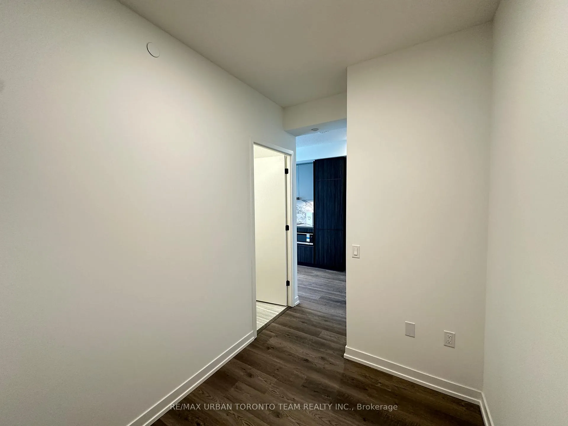Photo 12 of Unit 501, 8 Interchange Way, Vaughan, Vaughan Corporate Centre — HOMEH