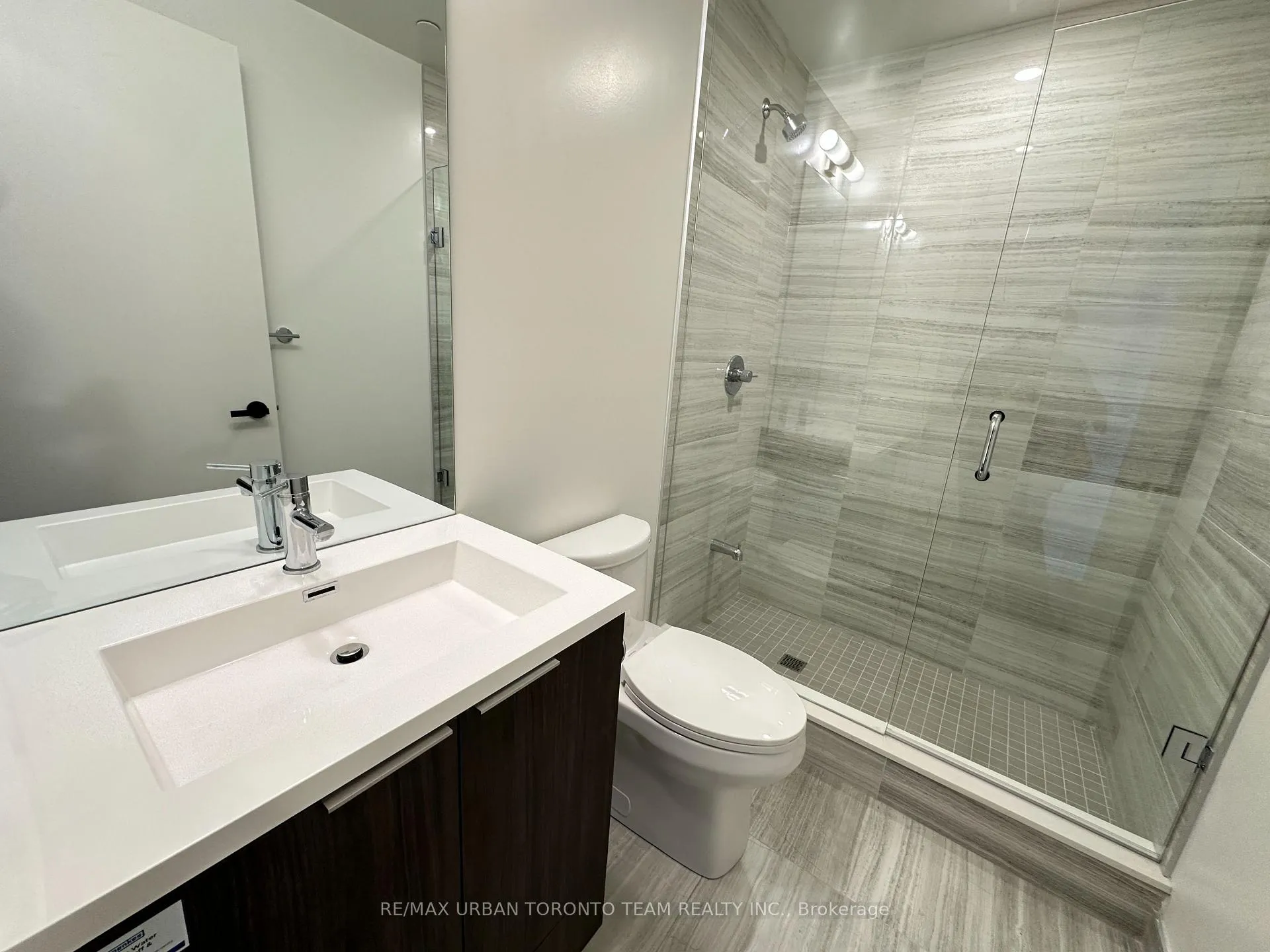 Photo 13 of Unit 501, 8 Interchange Way, Vaughan, Vaughan Corporate Centre — HOMEH