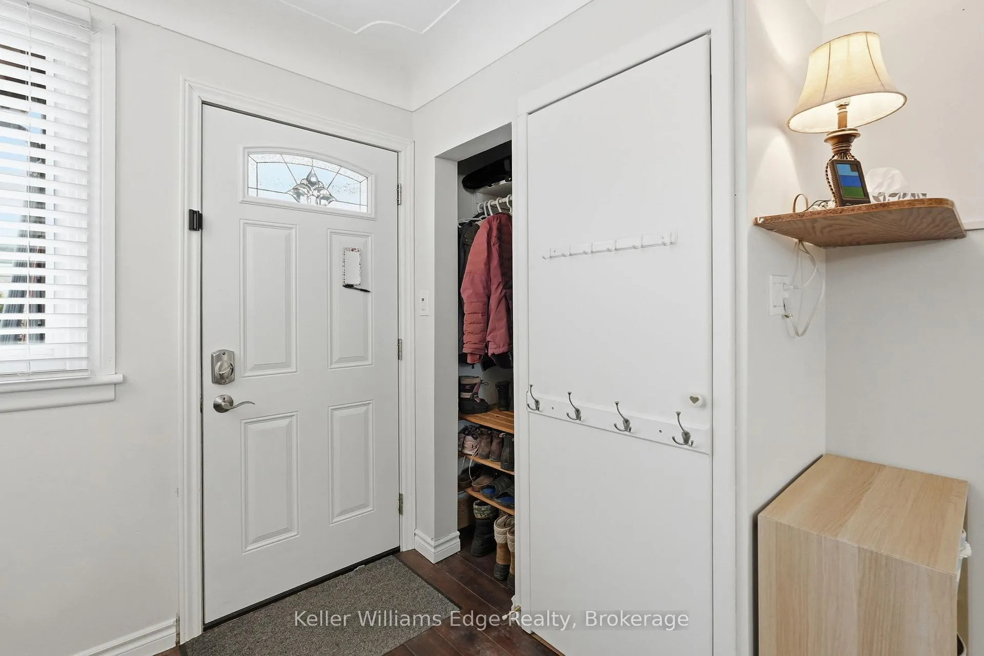Photo 4 of 75 Cambridge Avenue, Hamilton, Crown Point — HOMEH