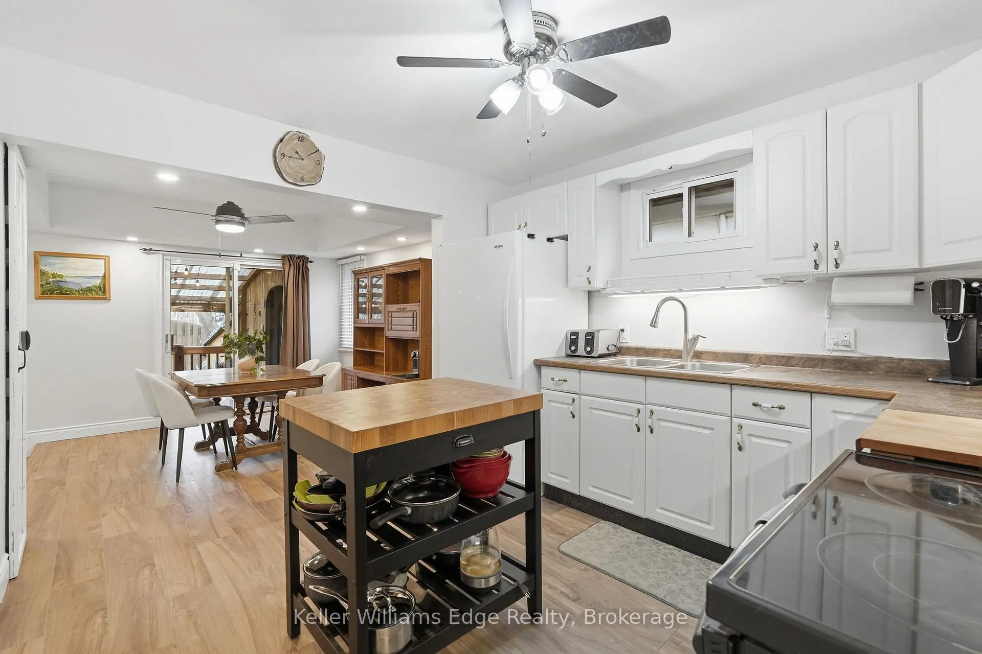 Photo 6 of 75 Cambridge Avenue, Hamilton, Crown Point — HOMEH