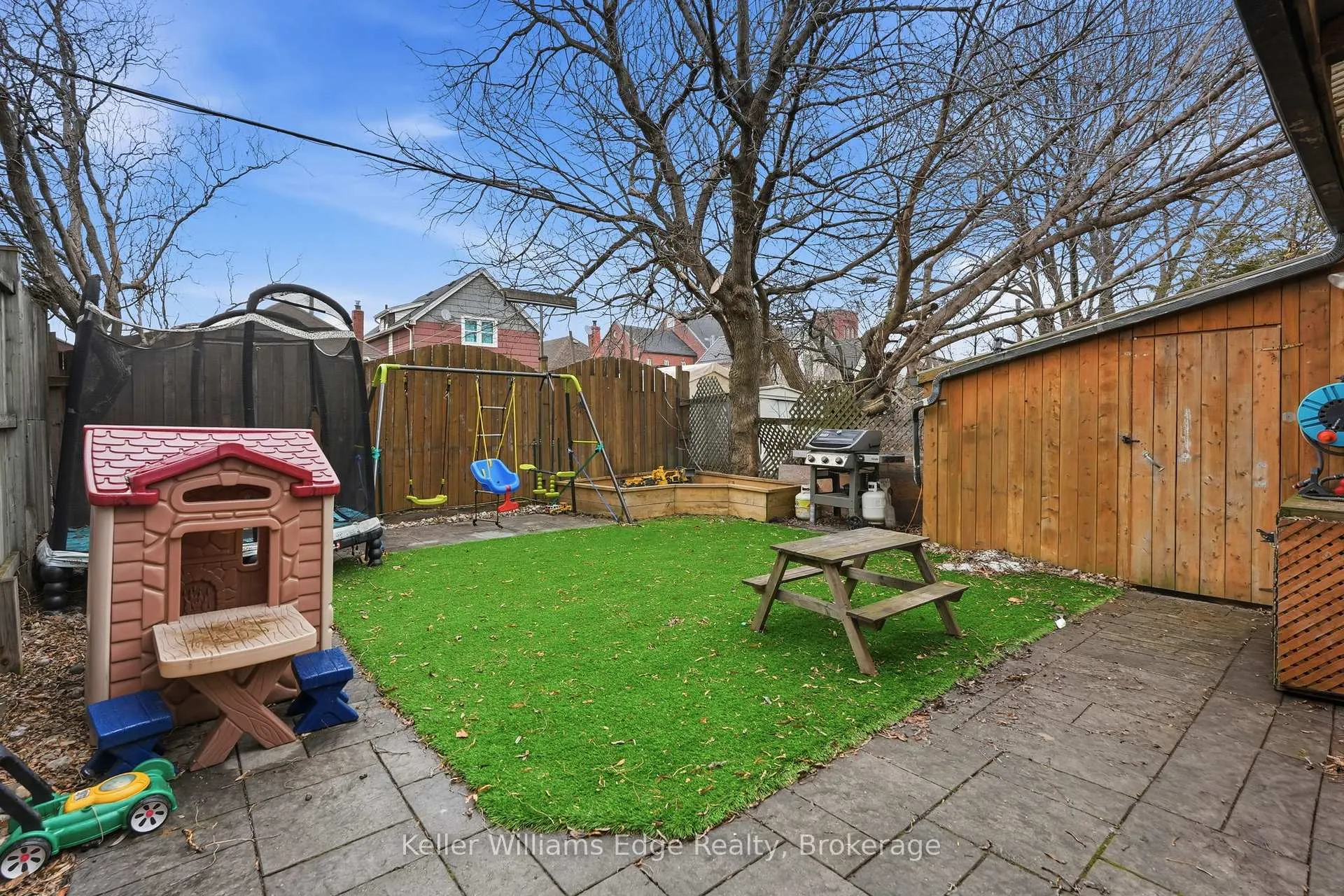 Photo 40 of 75 Cambridge Avenue, Hamilton, Crown Point — HOMEH