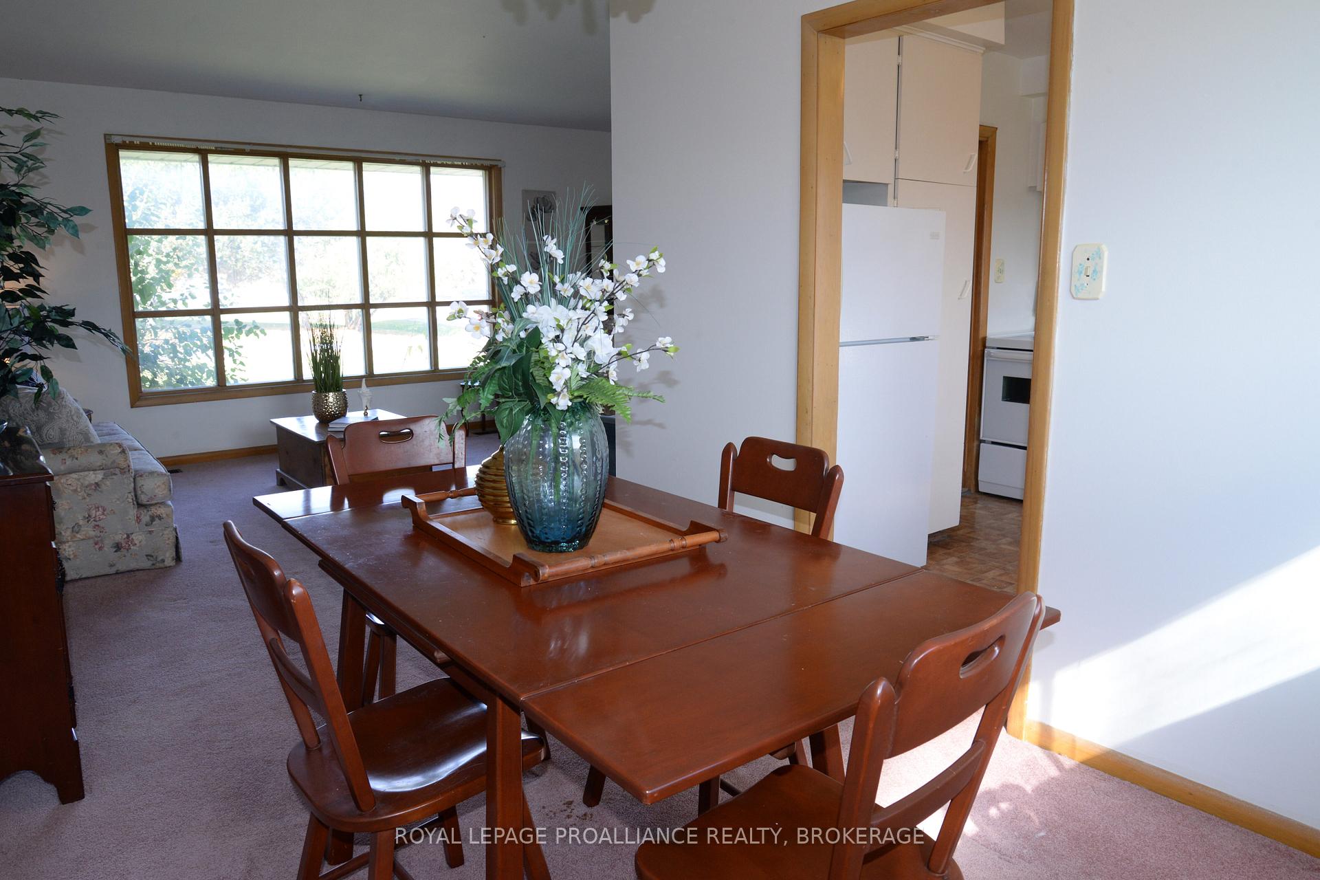 Photo 13 of 2229 Paul Boulevard N, Kingston, City North of 401 — HOMEH