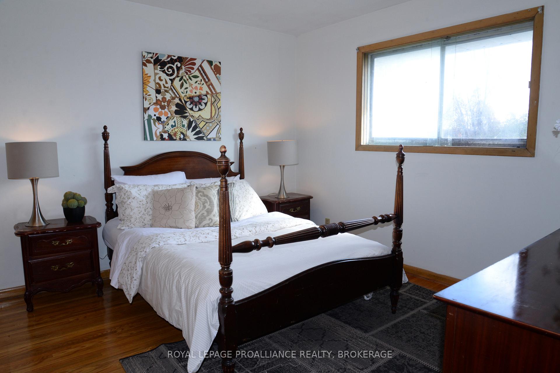 Photo 21 of 2229 Paul Boulevard N, Kingston, City North of 401 — HOMEH
