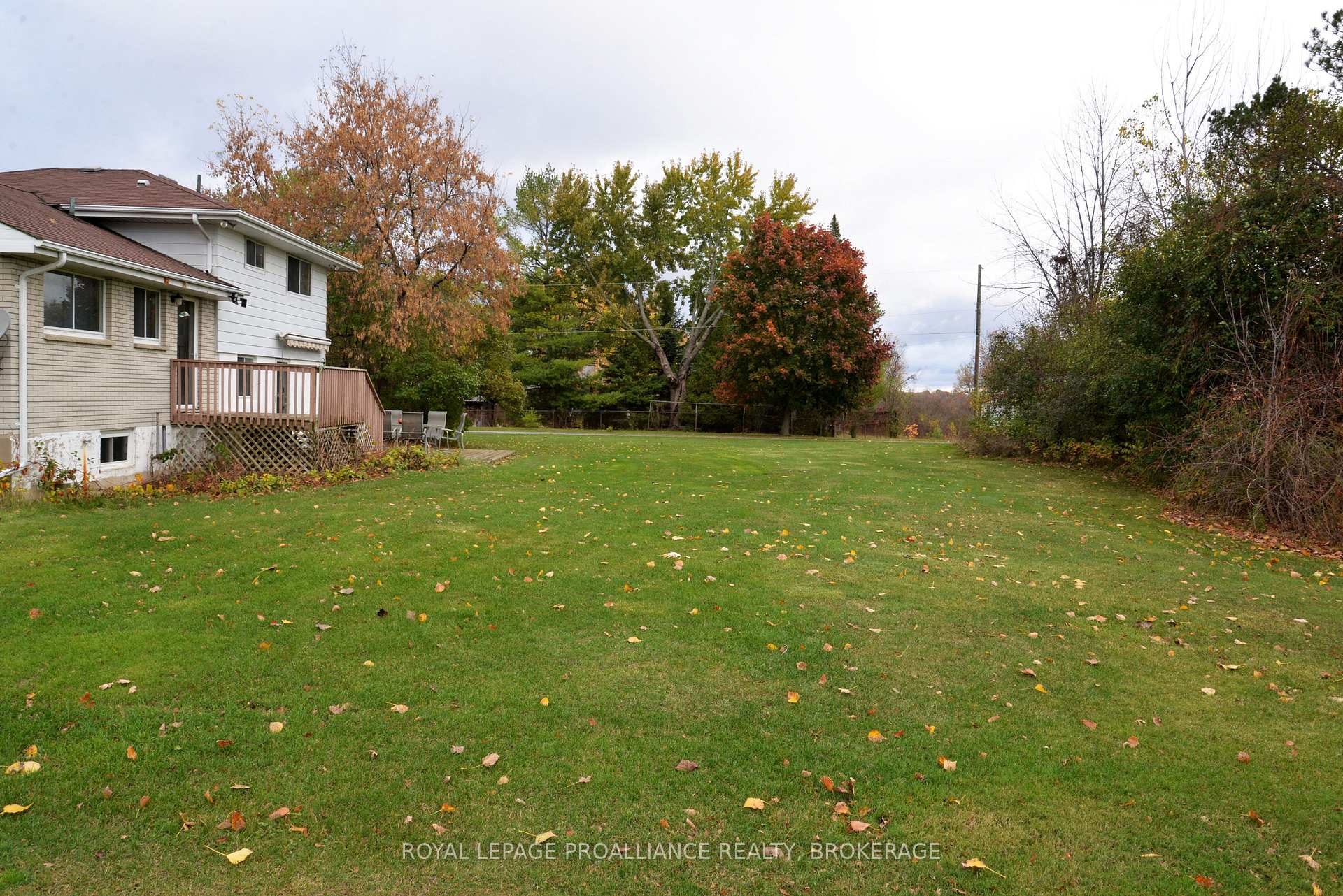 Photo 33 of 2229 Paul Boulevard N, Kingston, City North of 401 — HOMEH