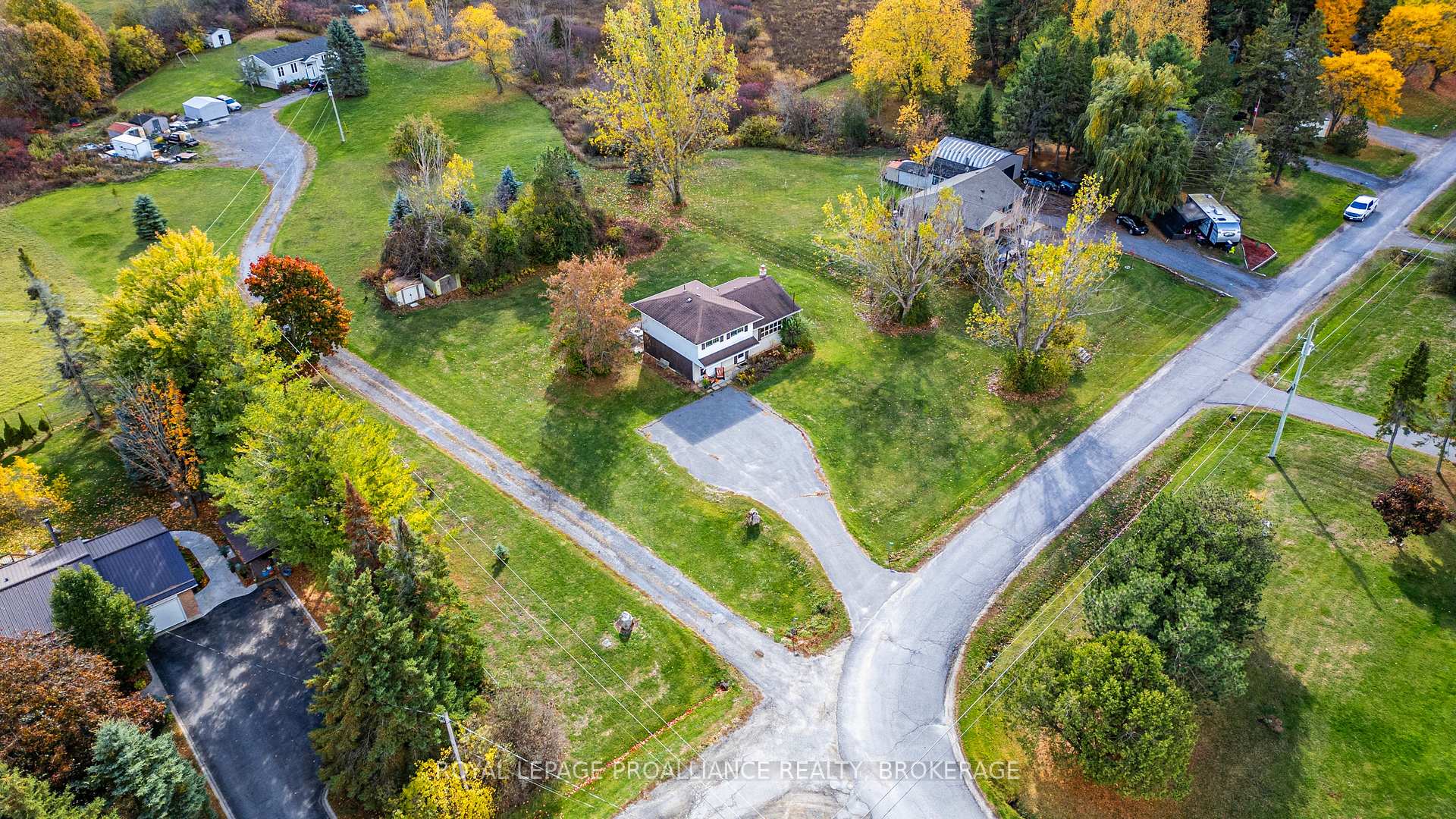 Photo 35 of 2229 Paul Boulevard N, Kingston, City North of 401 — HOMEH