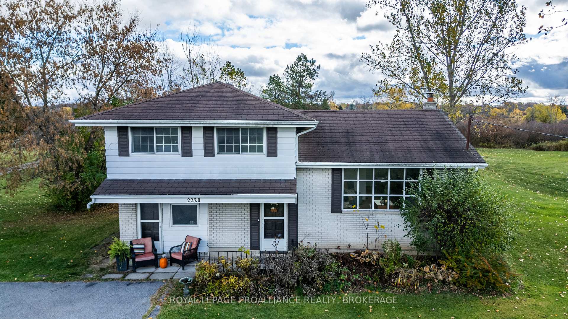 Photo 45 of 2229 Paul Boulevard N, Kingston, City North of 401 — HOMEH