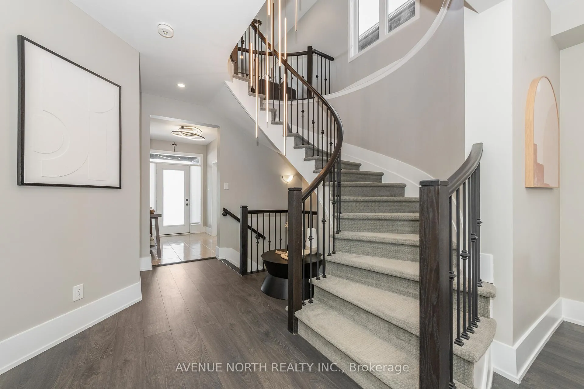 Photo 6 of 805 Henslows Circle, Ottawa, Avalon West — HOMEH