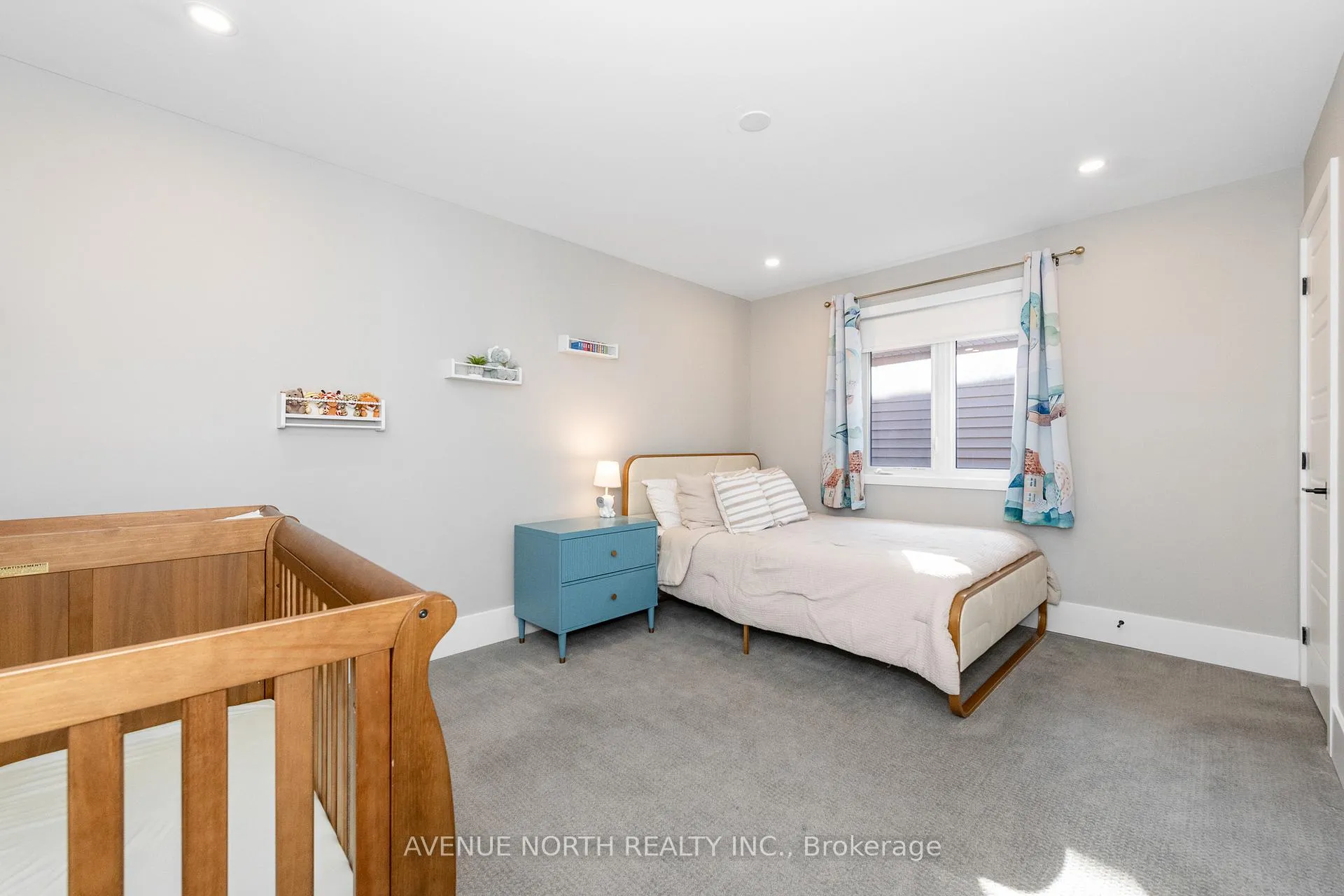 Photo 41 of 805 Henslows Circle, Ottawa, Avalon West — HOMEH
