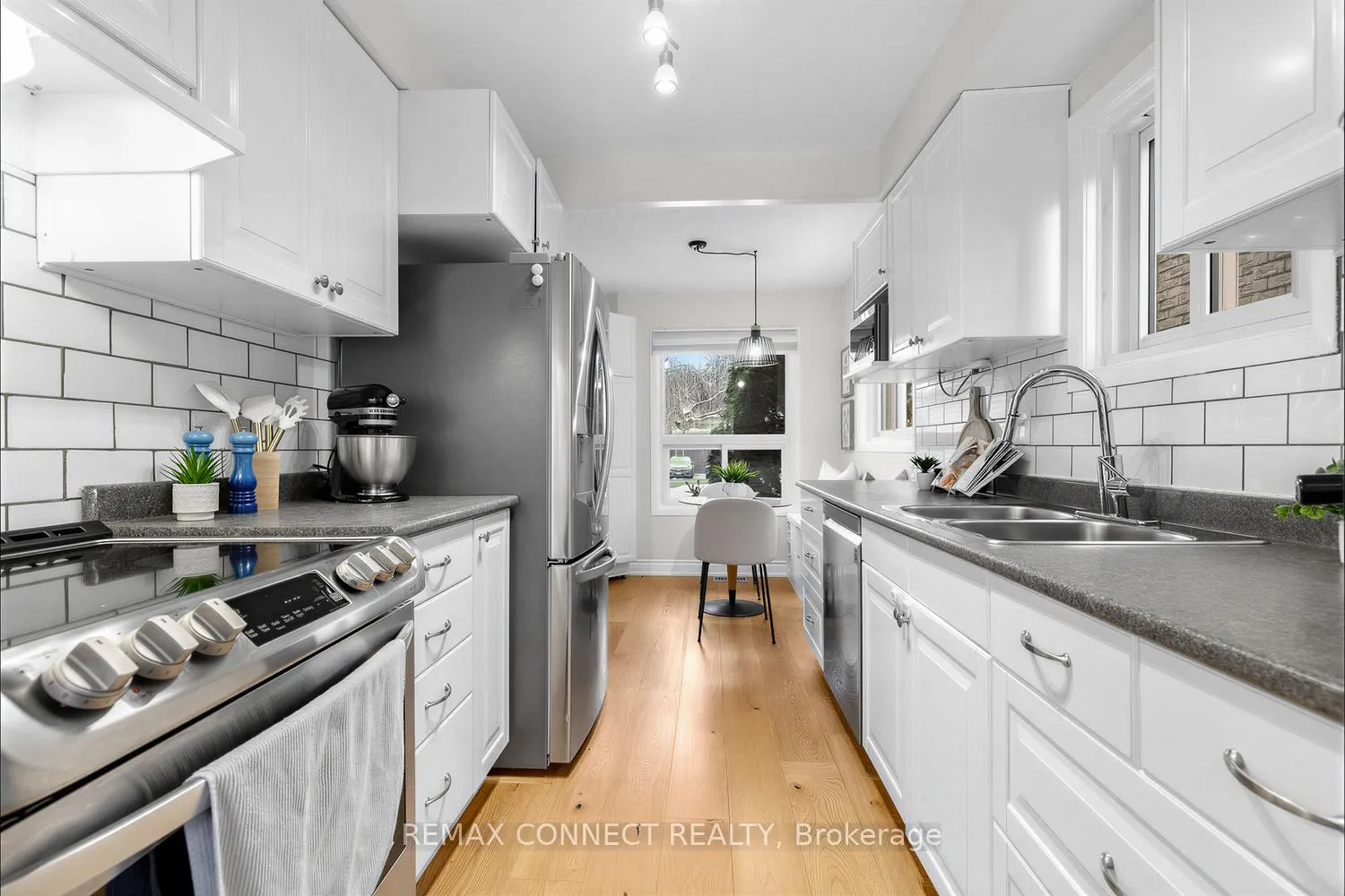 Photo 7 of 123 Chatfield Drive, Ajax, Central West — HOMEH