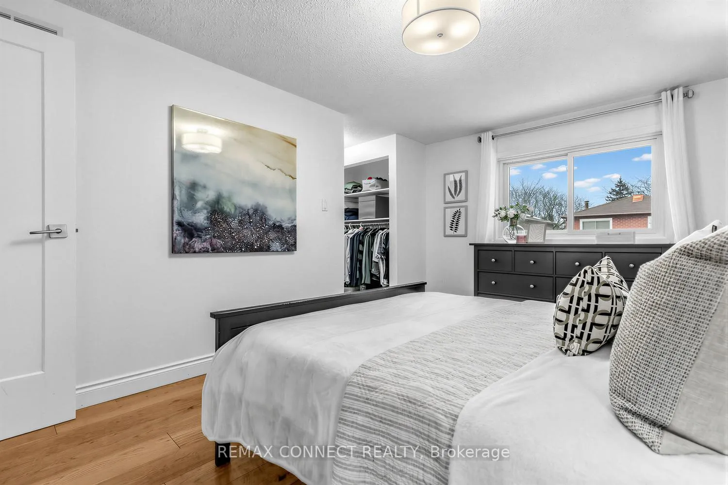 Photo 18 of 123 Chatfield Drive, Ajax, Central West — HOMEH