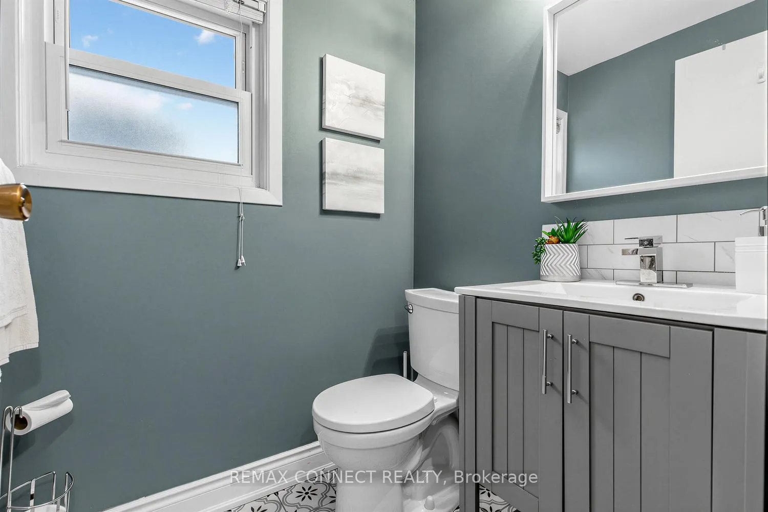 Photo 19 of 123 Chatfield Drive, Ajax, Central West — HOMEH