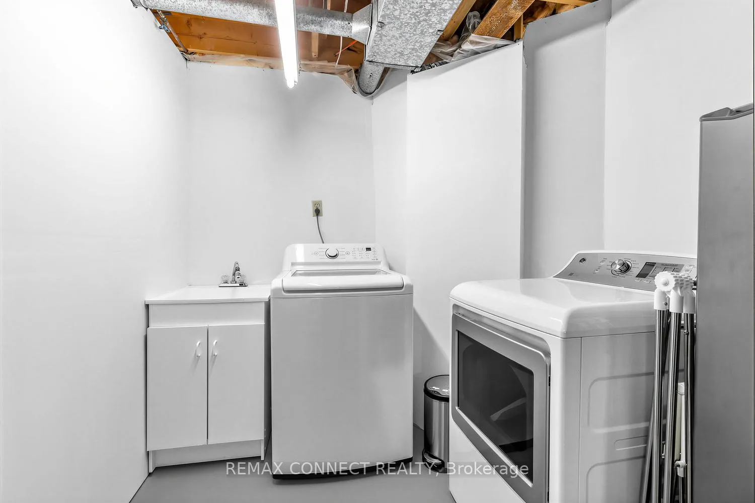 Photo 29 of 123 Chatfield Drive, Ajax, Central West — HOMEH