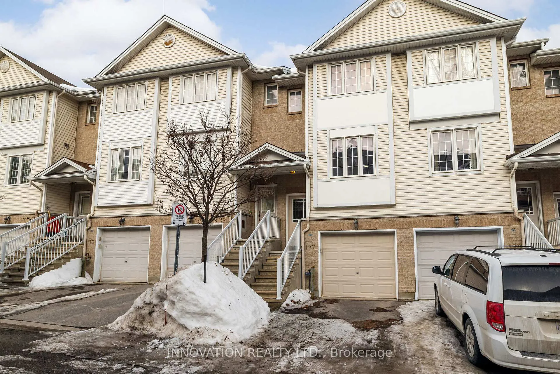 Photo 1 of 177 Fordham Private, Ottawa, Central Park — HOMEH