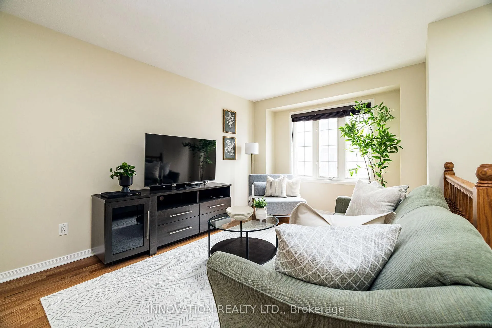 Photo 8 of 177 Fordham Private, Ottawa, Central Park — HOMEH