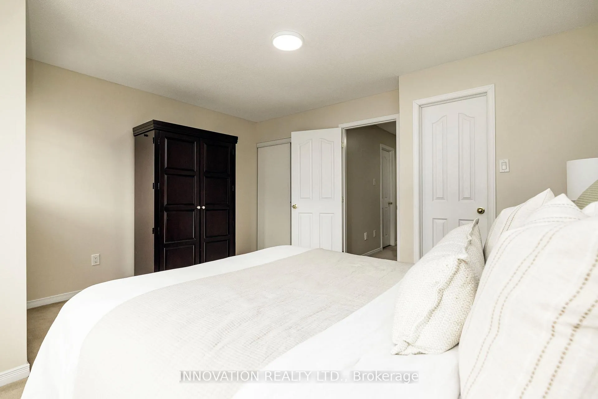 Photo 17 of 177 Fordham Private, Ottawa, Central Park — HOMEH