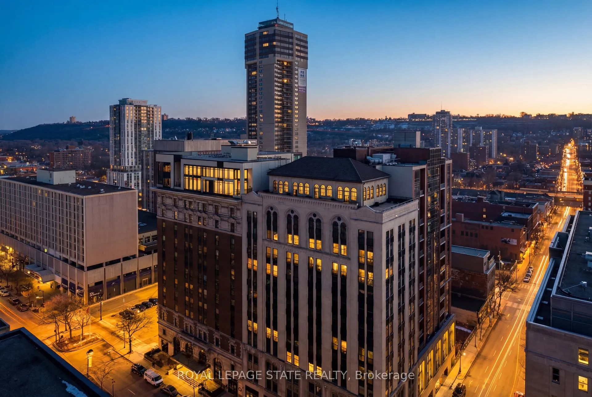 Photo of Unit 4, 112 King Street E