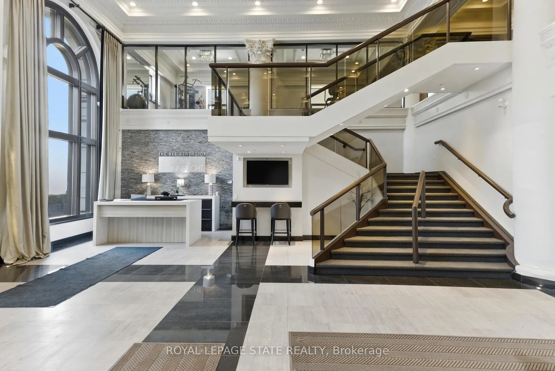 Photo 3 of Unit 4, 112 King Street E, Hamilton, Beasley — HOMEH