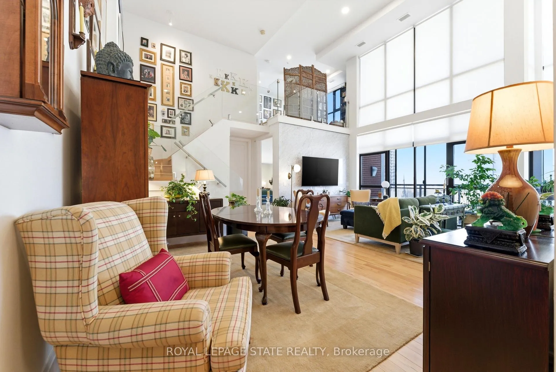 Photo 8 of Unit 4, 112 King Street E, Hamilton, Beasley — HOMEH
