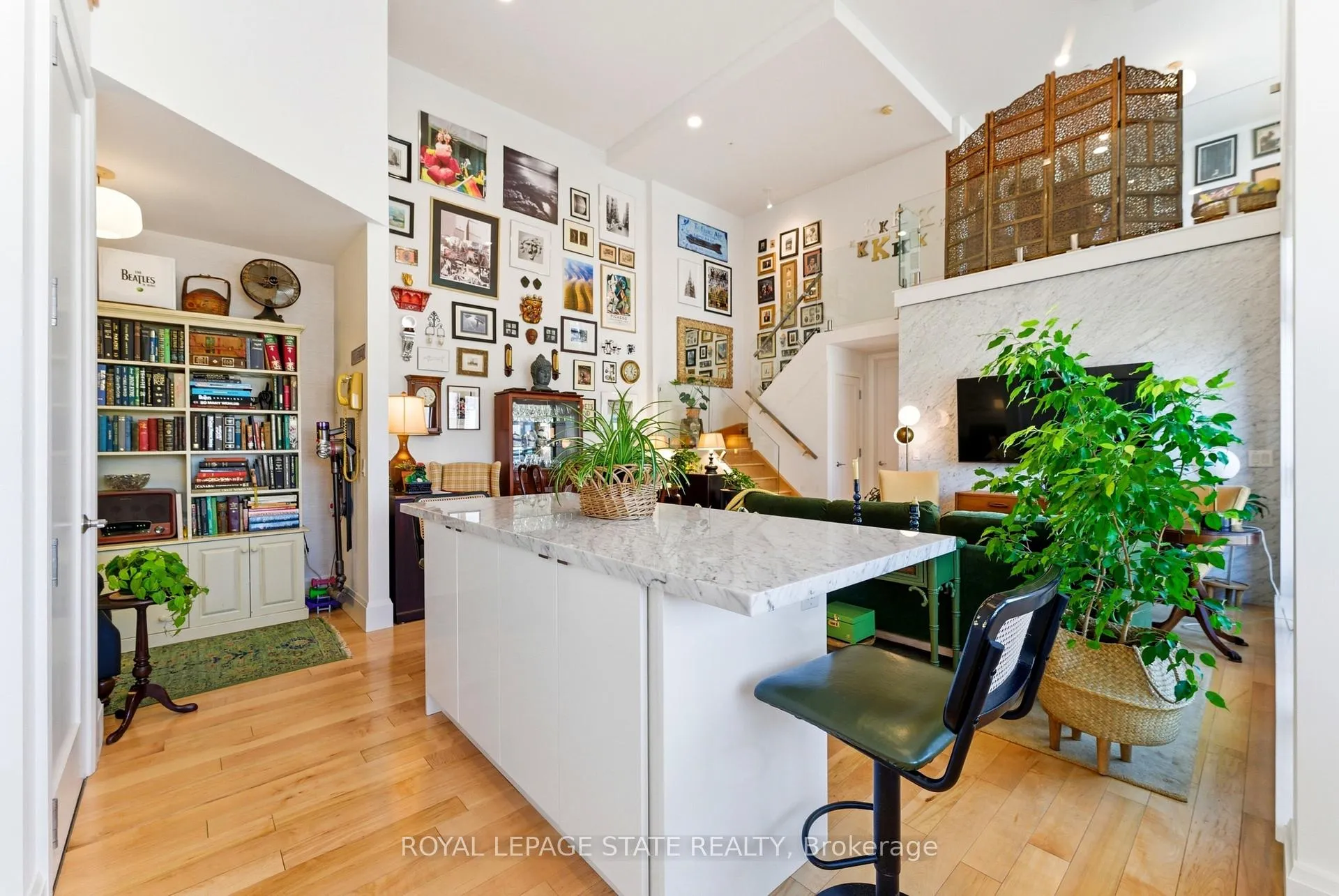 Photo 17 of Unit 4, 112 King Street E, Hamilton, Beasley — HOMEH