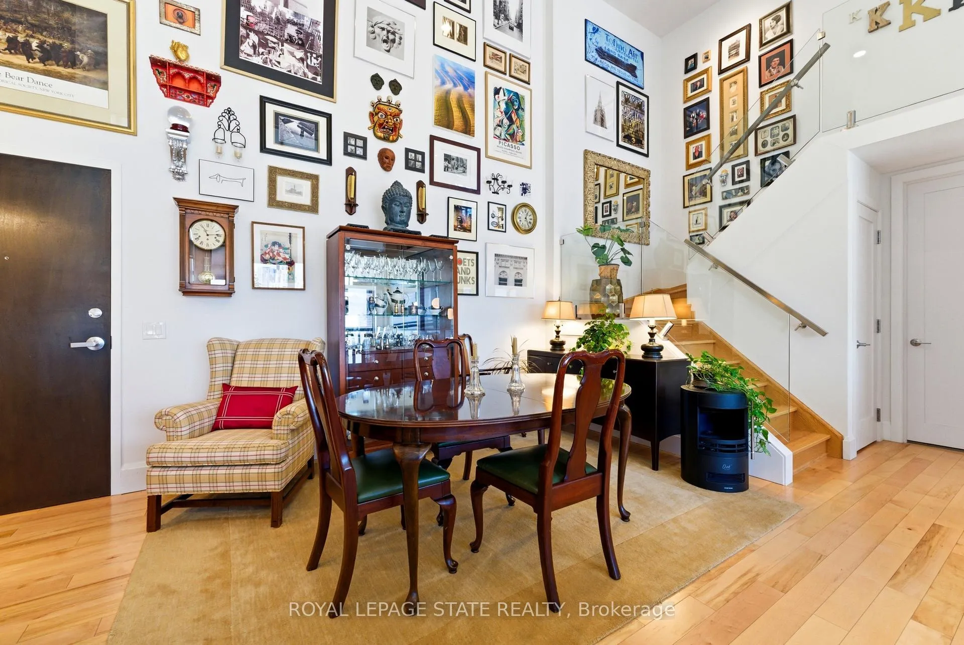 Photo 22 of Unit 4, 112 King Street E, Hamilton, Beasley — HOMEH