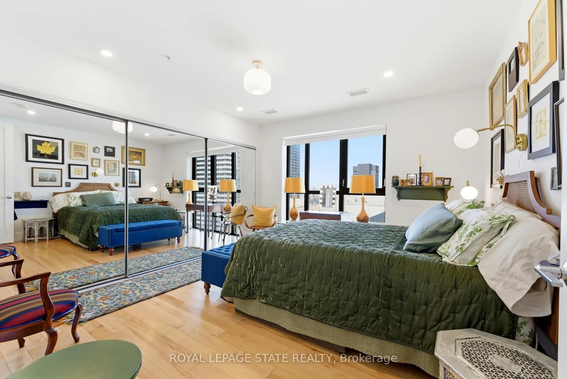 Photo 26 of Unit 4, 112 King Street E, Hamilton, Beasley — HOMEH
