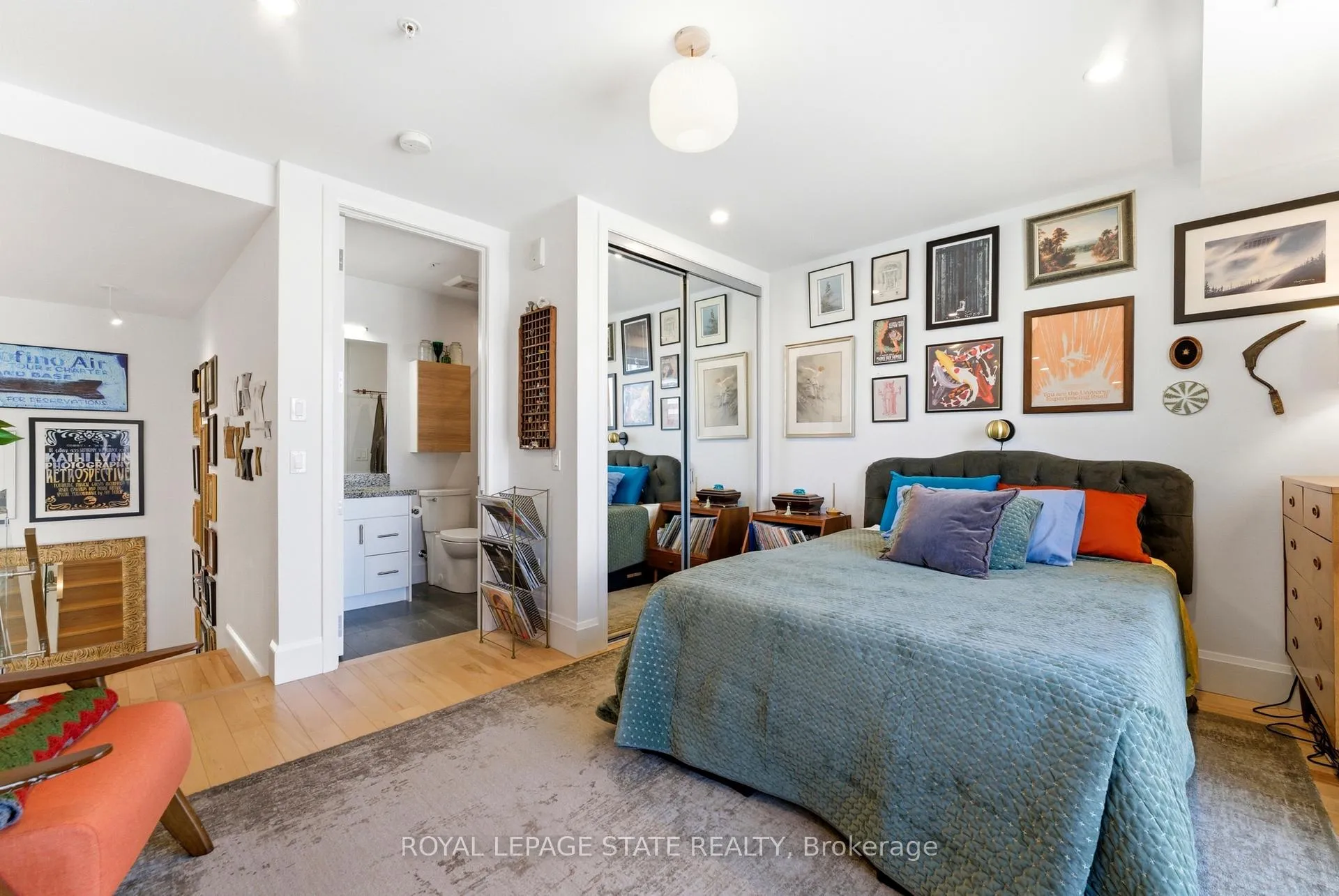 Photo 37 of Unit 4, 112 King Street E, Hamilton, Beasley — HOMEH