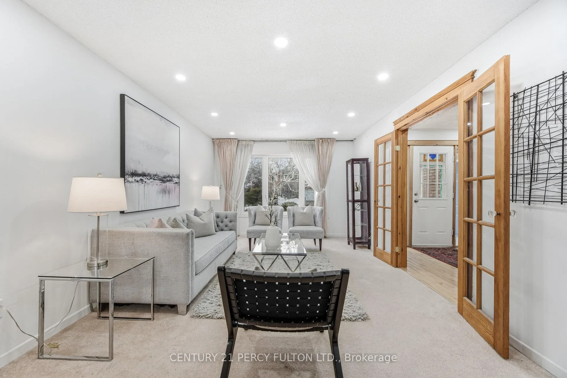 Photo 3 of 782 Aspen Road, Pickering, Amberlea — HOMEH