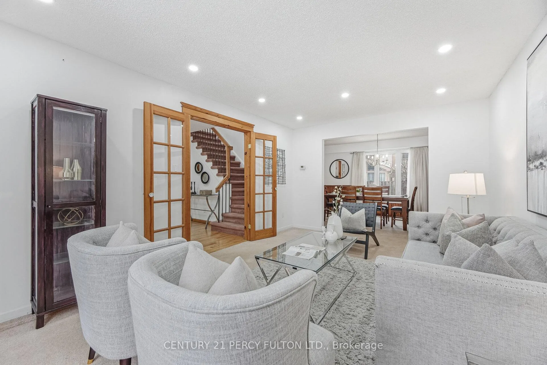 Photo 4 of 782 Aspen Road, Pickering, Amberlea — HOMEH