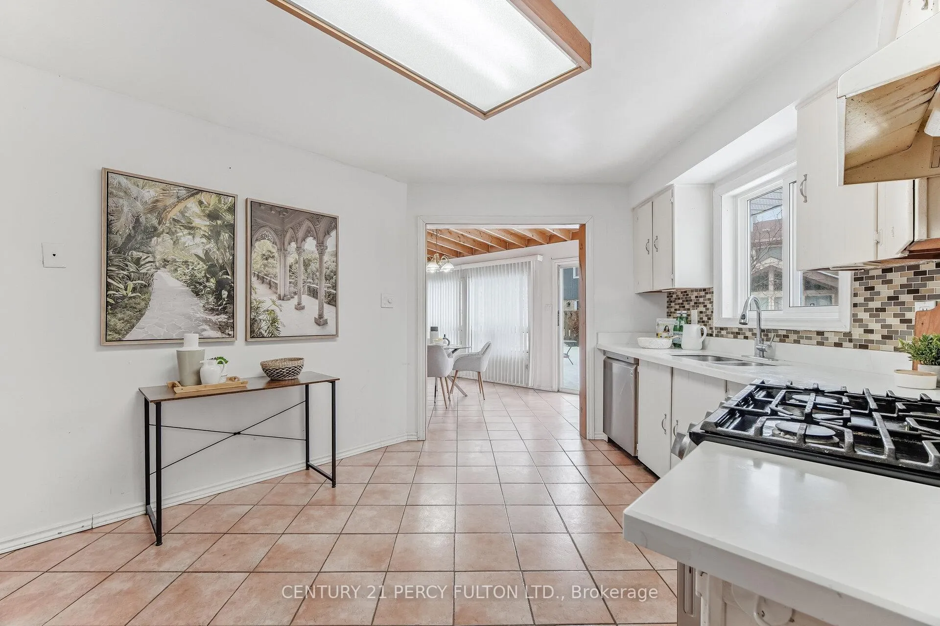 Photo 7 of 782 Aspen Road, Pickering, Amberlea — HOMEH
