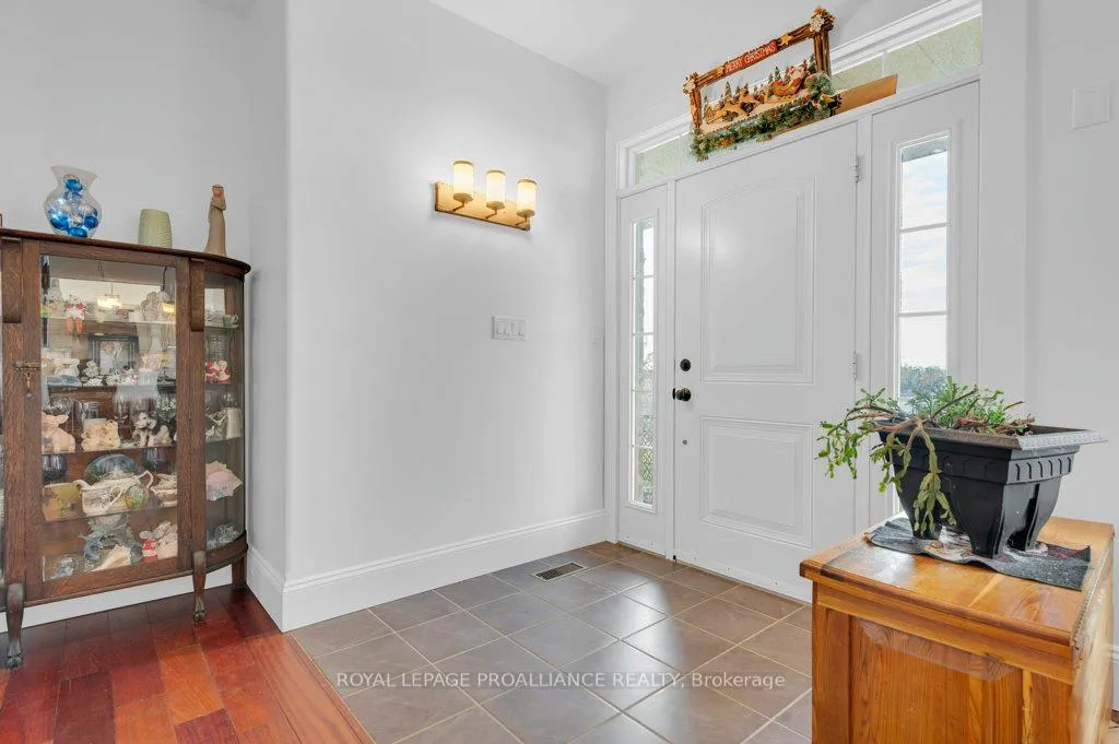 Photo 2 of 23 Oak Lake Road, Stirling-Rawdon, Stirling Ward — HOMEH