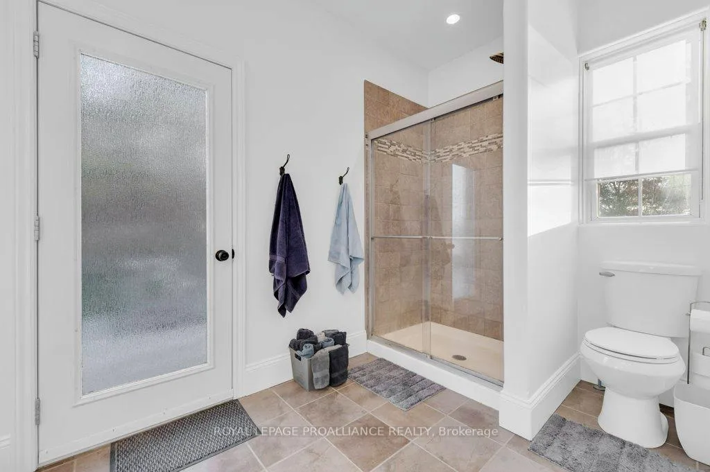 Photo 20 of 23 Oak Lake Road, Stirling-Rawdon, Stirling Ward — HOMEH