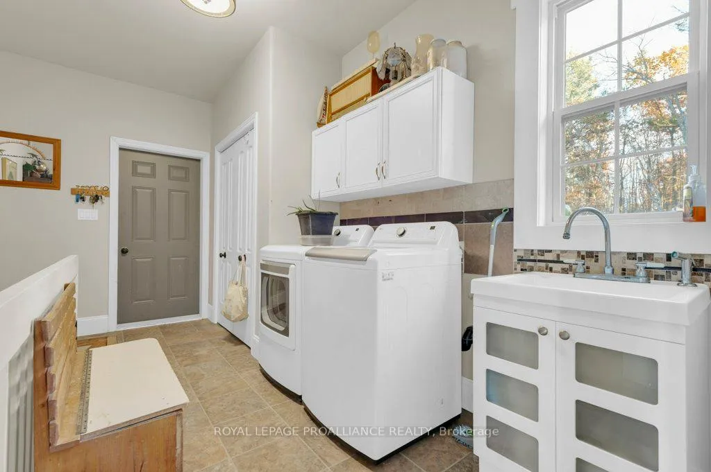 Photo 21 of 23 Oak Lake Road, Stirling-Rawdon, Stirling Ward — HOMEH