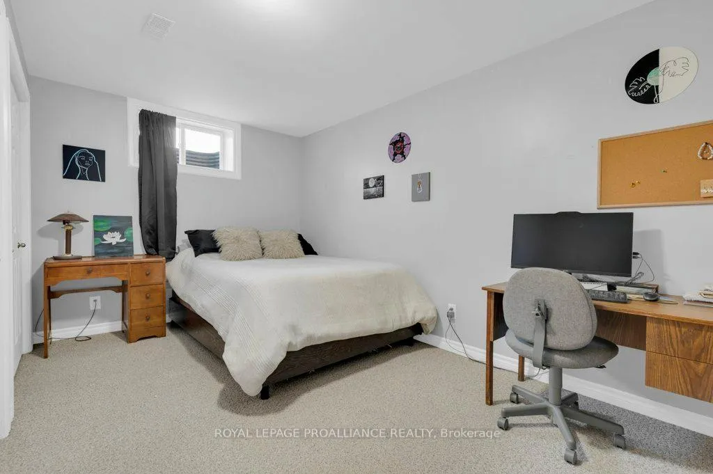 Photo 30 of 23 Oak Lake Road, Stirling-Rawdon, Stirling Ward — HOMEH
