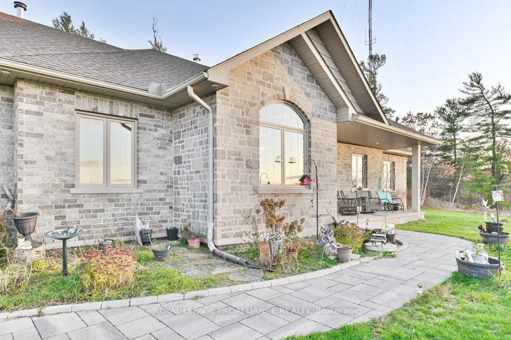 Photo 35 of 23 Oak Lake Road, Stirling-Rawdon, Stirling Ward — HOMEH