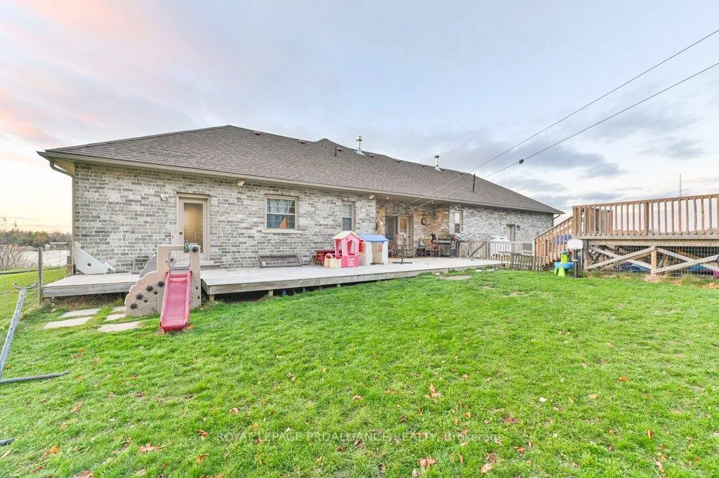 Photo 38 of 23 Oak Lake Road, Stirling-Rawdon, Stirling Ward — HOMEH