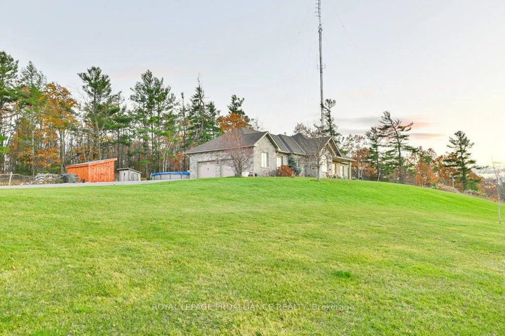 Photo 43 of 23 Oak Lake Road, Stirling-Rawdon, Stirling Ward — HOMEH