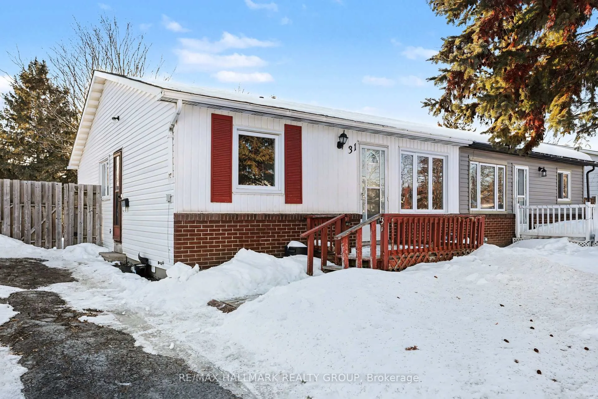 Photo 1 of 31 Dundegan Drive, Ottawa, Kanata - Glencairn/Hazeldean — HOMEH