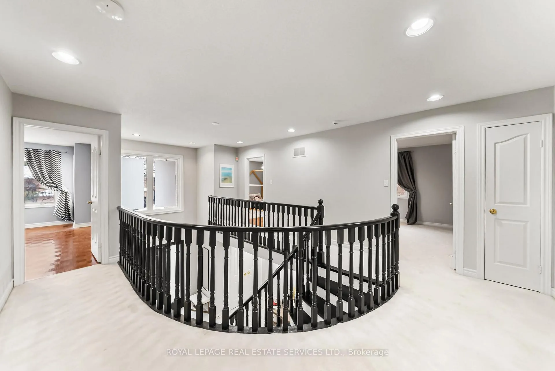 Photo 21 of 27 Savoy Crescent, Vaughan, Beverley Glen — HOMEH