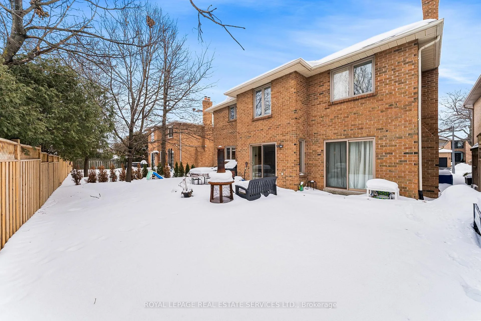 Photo 39 of 27 Savoy Crescent, Vaughan, Beverley Glen — HOMEH