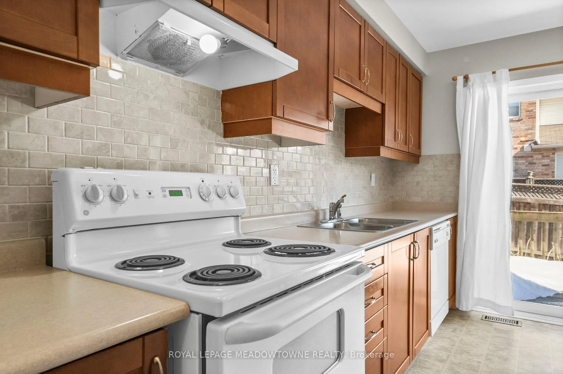 Photo 12 of 862 Stark Circle, Milton, Beaty — HOMEH