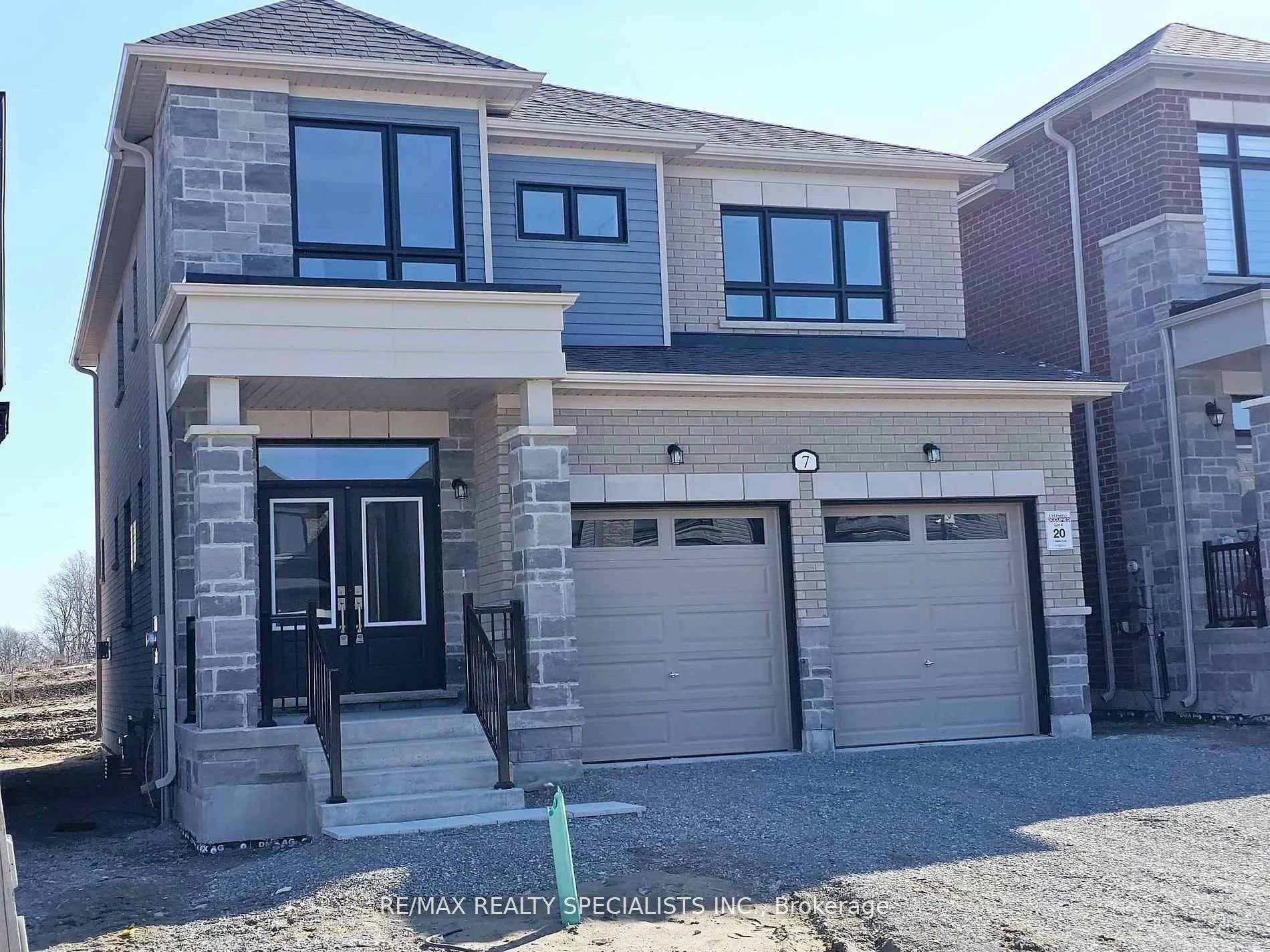 Photo 1 of 7 Abbey Crescent, Barrie, Painswick South — HOMEH