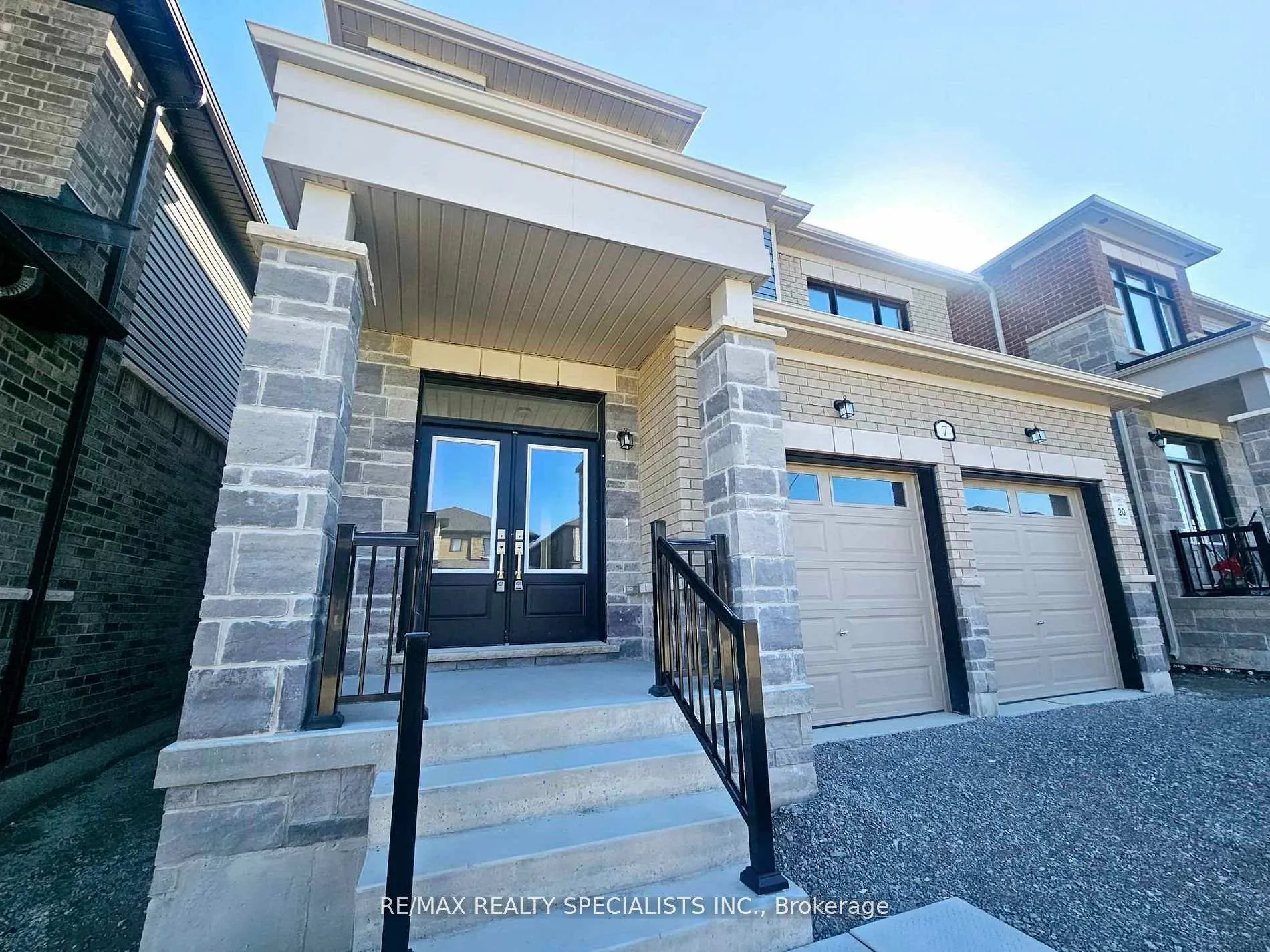 Photo 18 of 7 Abbey Crescent, Barrie, Painswick South — HOMEH