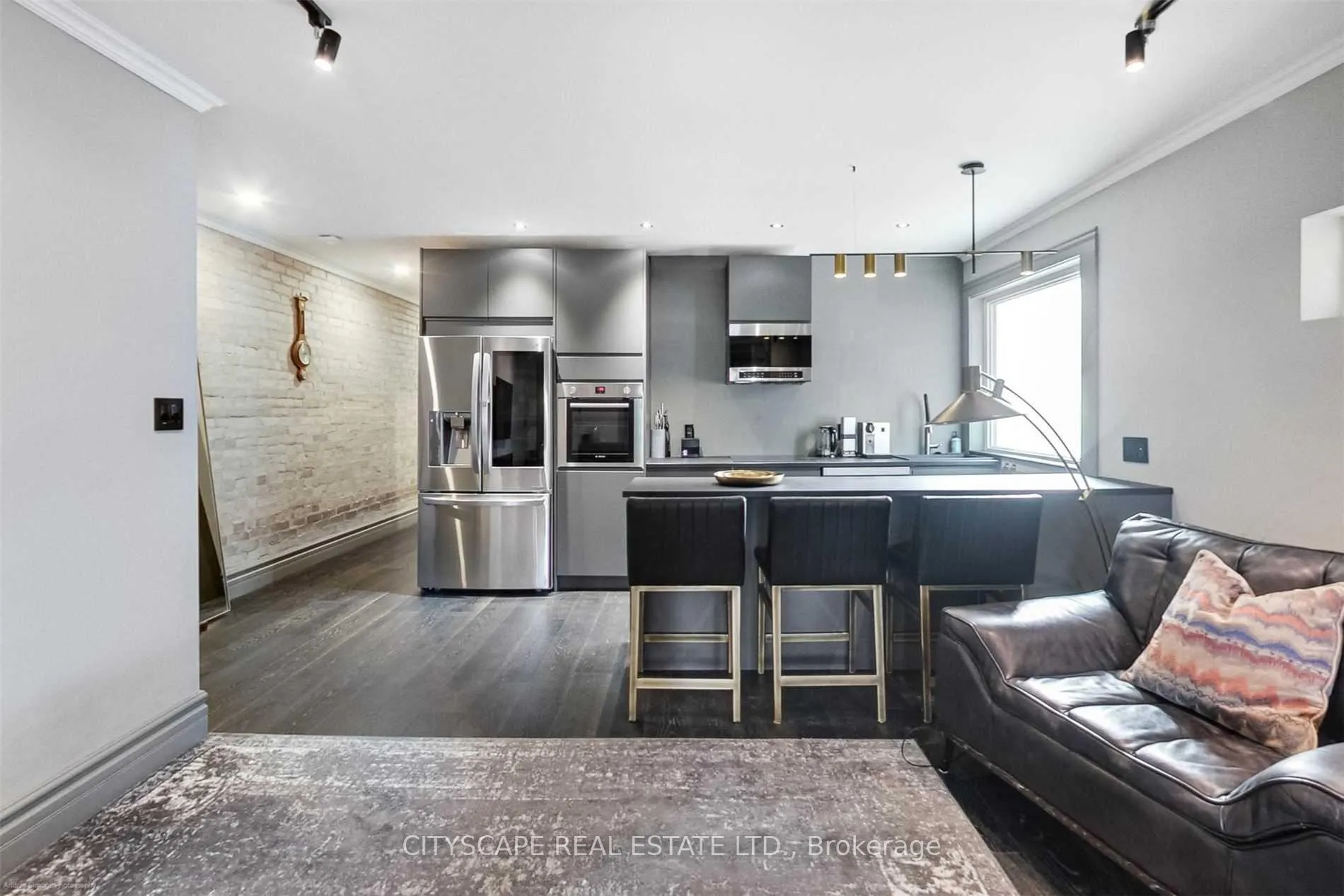 Photo 1 of Unit Main, 66 Scarboro Beach Boulevard, Toronto, The Beaches — HOMEH