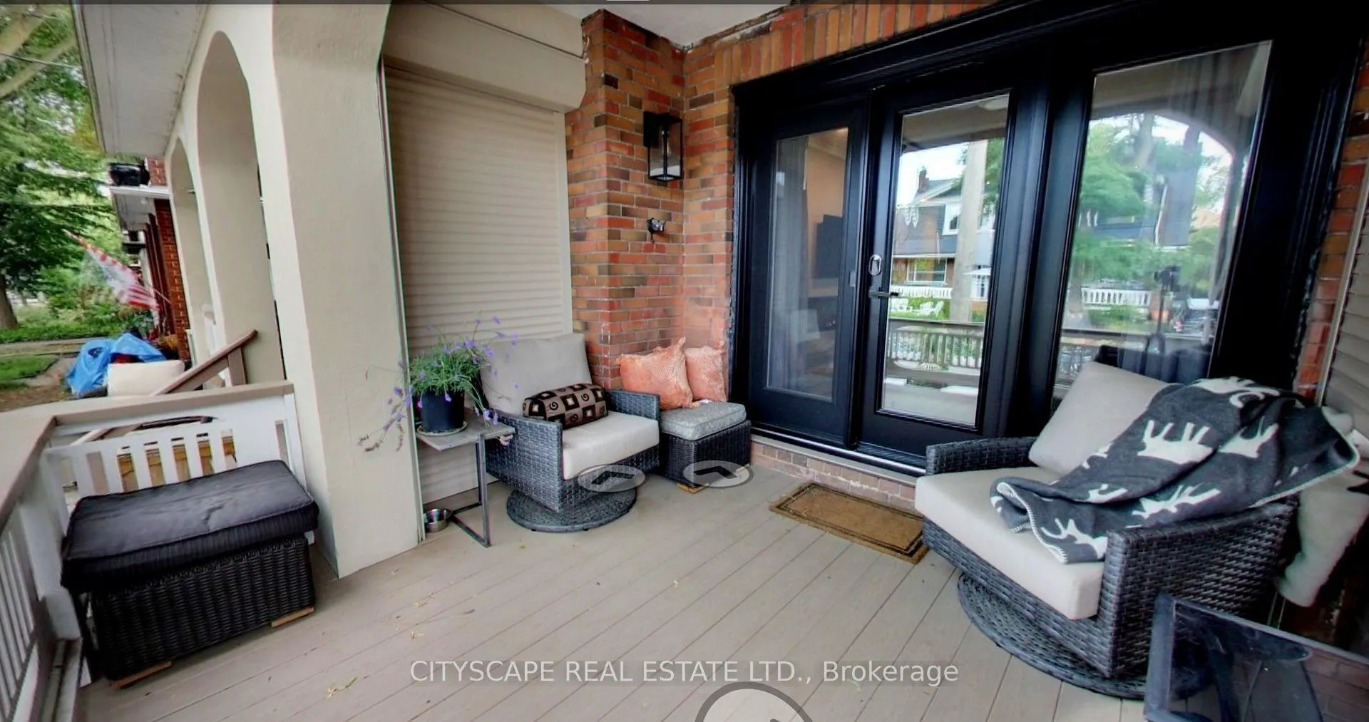 Photo 12 of Unit Main, 66 Scarboro Beach Boulevard, Toronto, The Beaches — HOMEH