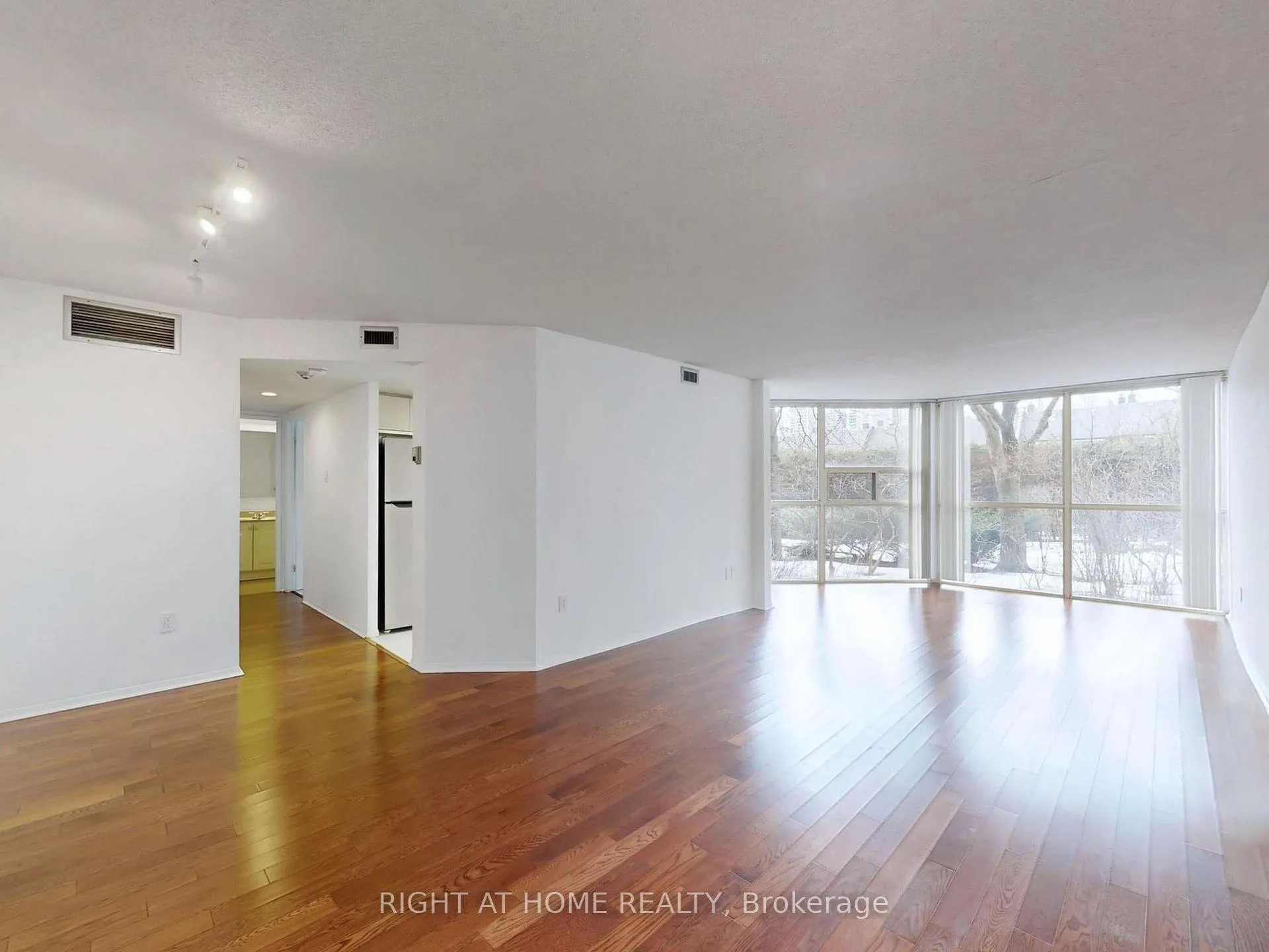 Front of Unit 107, 701 King Street W