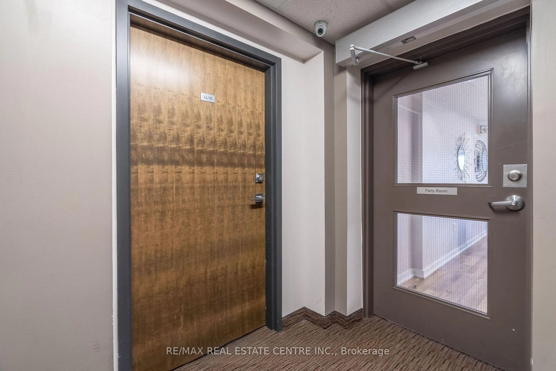 Photo 4 of Unit LL14, 25 Kay Crescent, Guelph, Pineridge/Westminster Woods — HOMEH